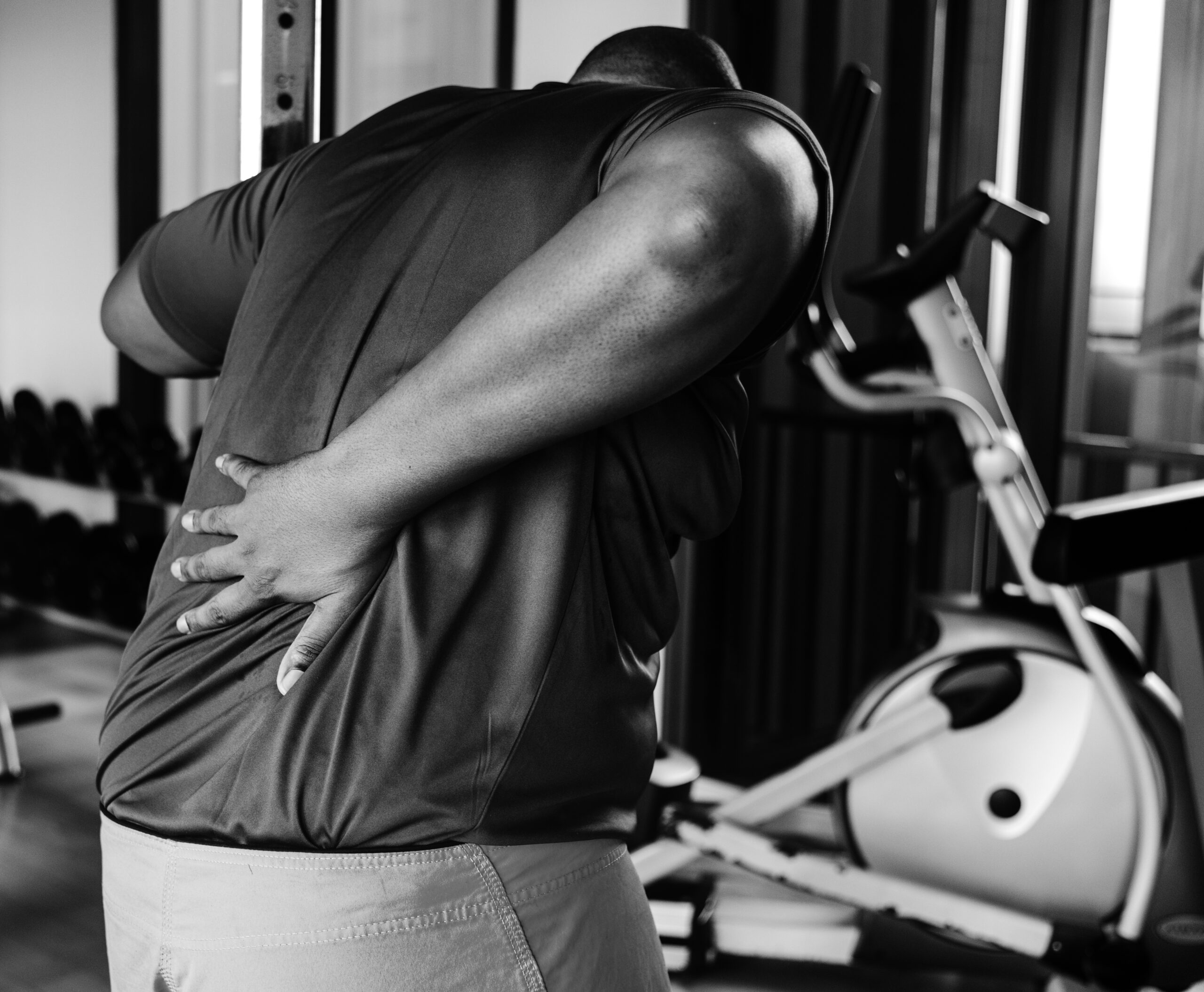 dolor de espalda al entrenar después de volver al gimnasio
